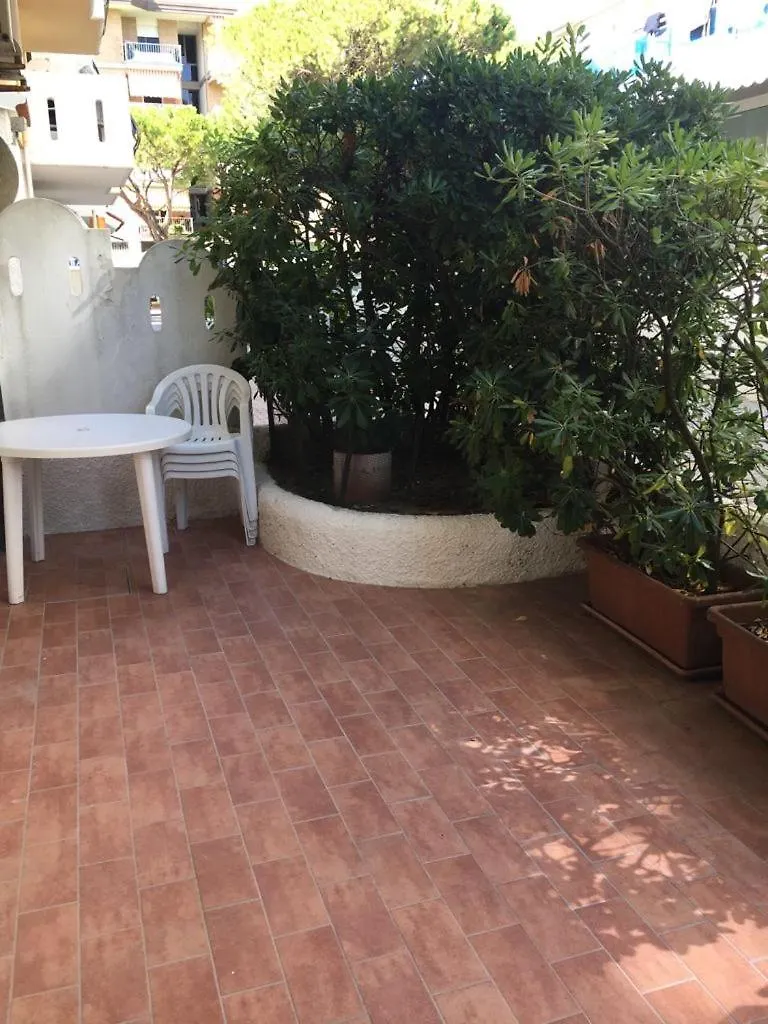Residence Palmar -Solo Per Famiglie -Walterigato Apartments Lido di Jesolo 0*,  Itálie